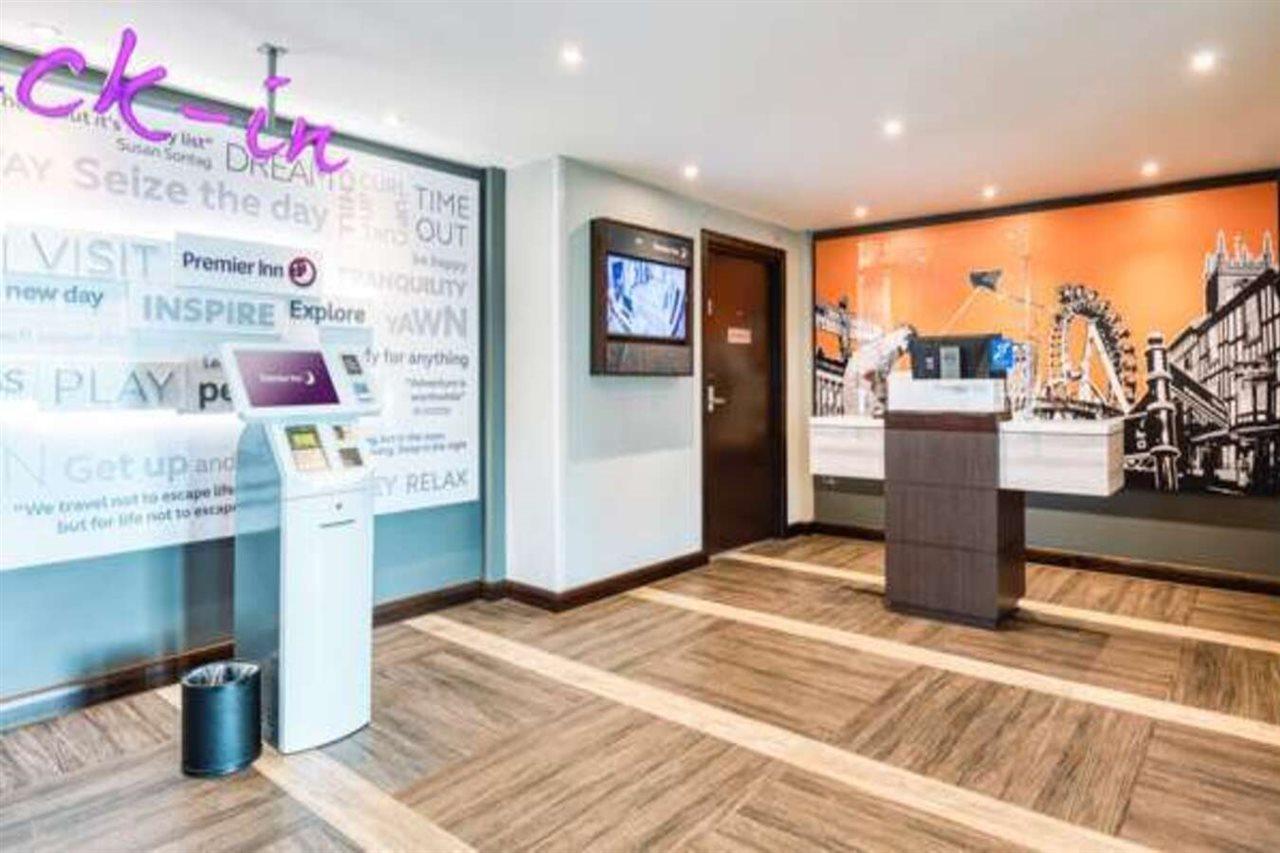 Premier Inn Oxford キッドリントン エクステリア 写真